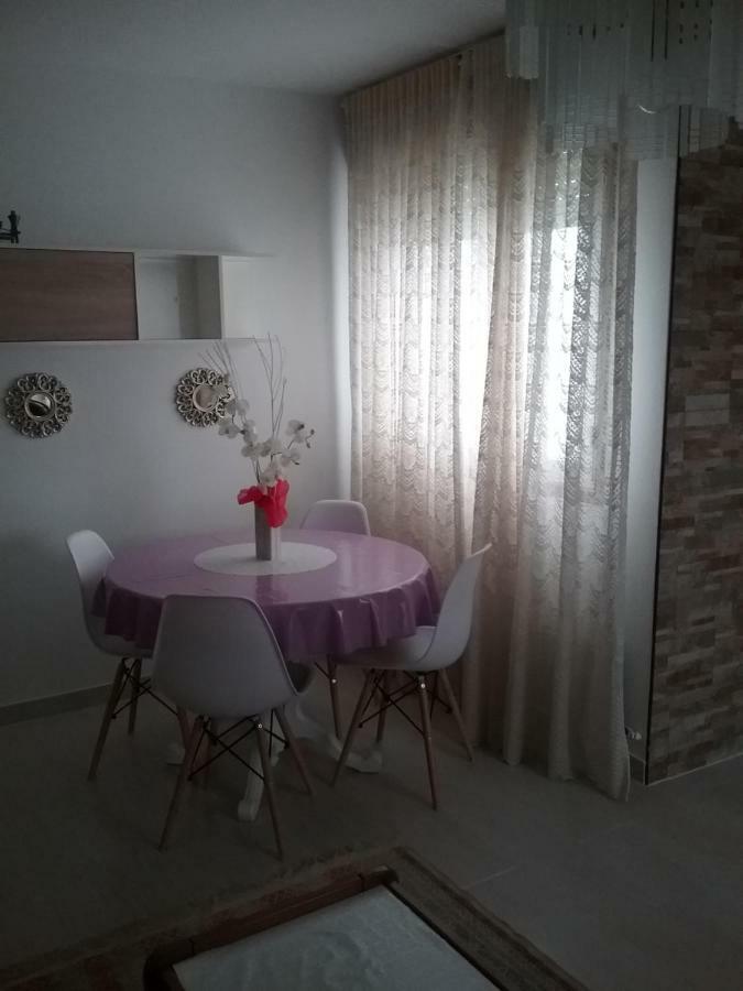 Atico Vacacional Apartment Muros Exterior photo